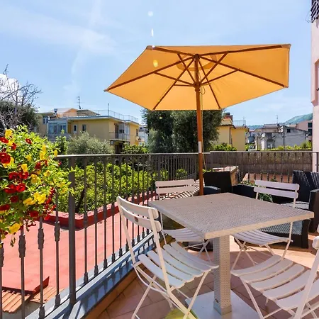 Appartamento La Marinella Sant'Agnello Esterno foto