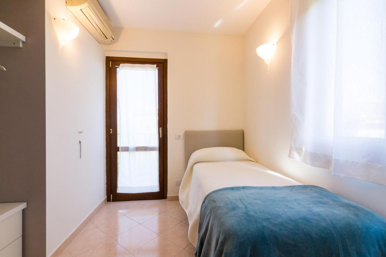 Apartment La Marinella