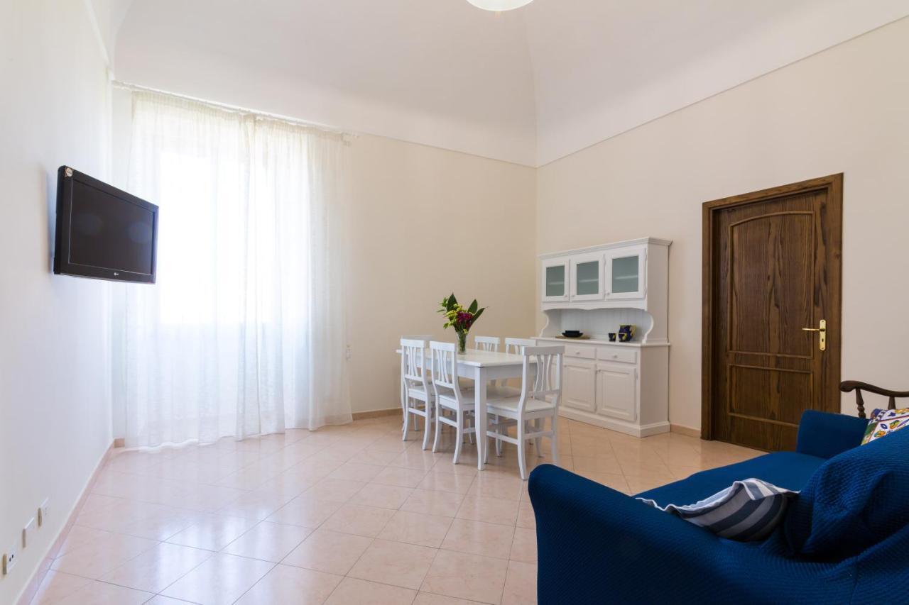 Apartment La Marinella *