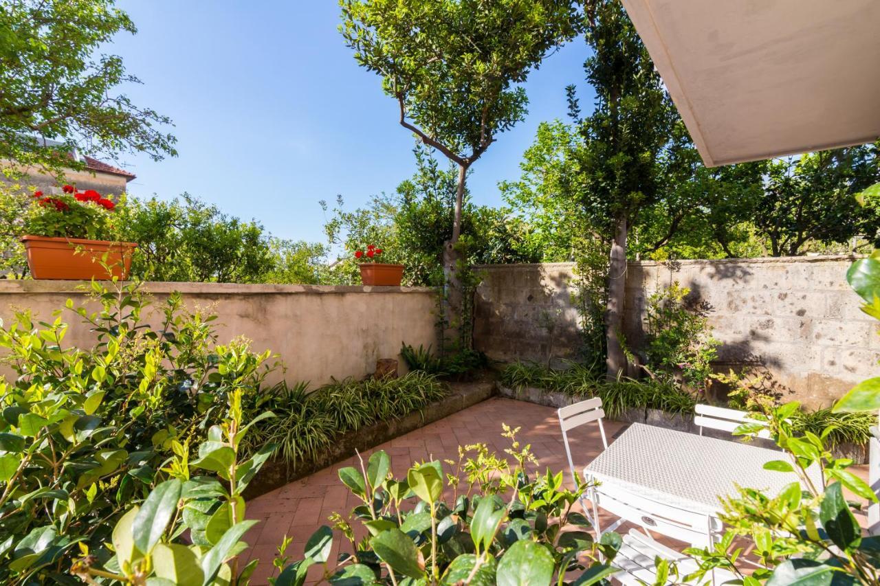 La Marinella Apartment *